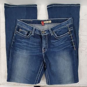 ❤BUCKLE (BKE) FLARE LEG JEANS, size 8 (29)